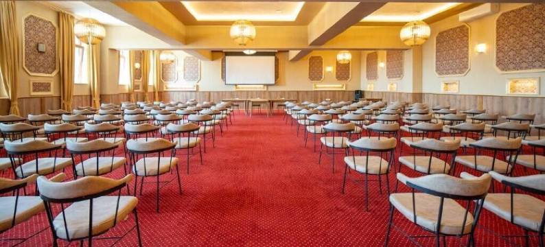 瑟瓦斯特科雷德公园酒店(Sevastokrator Relax & Congress)图片