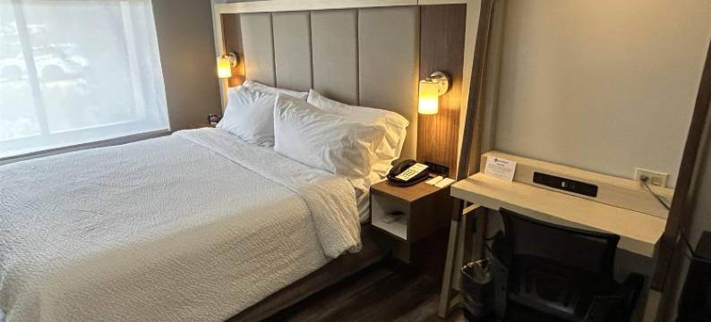 罗斯林长岛贝斯特韦斯特酒店(Best Western Roslyn-Long Island Hotel)图片