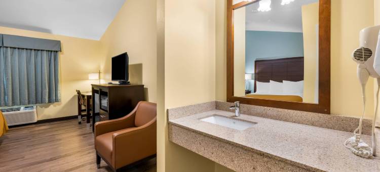 伊克诺旅馆套房酒店(Econo Lodge Inn & Suites)图片