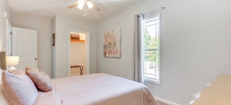 沃伦斯堡之家，靠近市中心！(Warrensburg Home, Close to Downtown!)图片