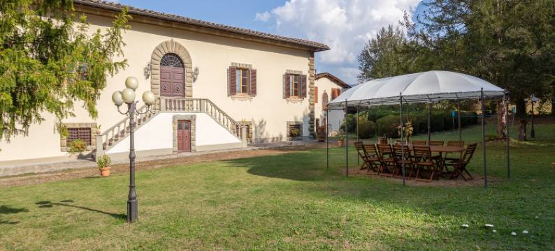 Villa in Mugello Hills with Private Pool图片