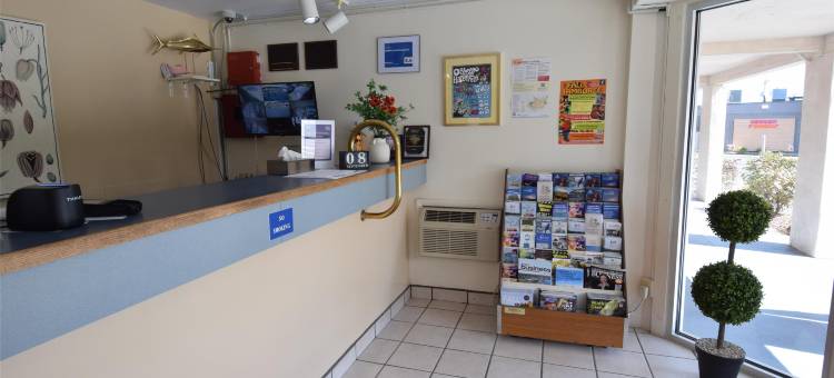 奥斯威戈骑士酒店(Knights Inn Oswego East)图片