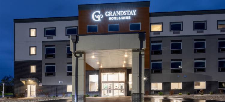 考卡纳的格兰德斯泰酒店及套房(GrandStay Hotel & Suites Kaukauna)图片