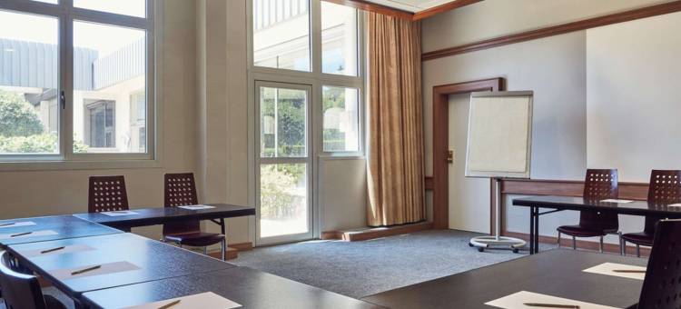 宜必思尚品土伦滨海拉塞纳酒店(Ibis Styles Toulon la Seyne Sur Mer)图片