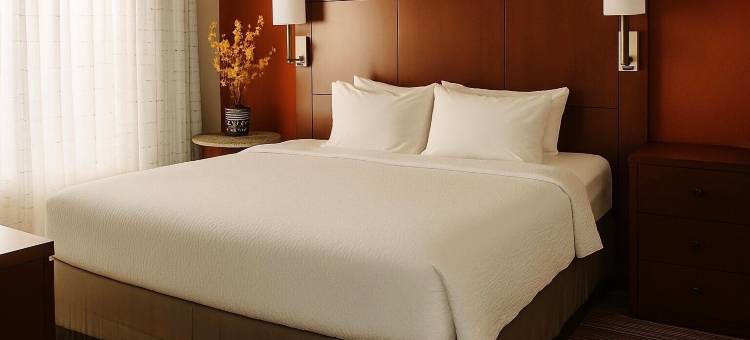 MainStay 套房酒店苹果顿机场 - 福克斯河购物中心区域(MainStay Suites Appleton Airport - Fox River Mall Area)图片