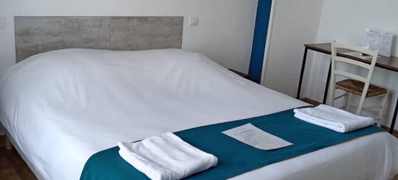 里昂绿酒店科芒特里(Le Lyon Vert)图片