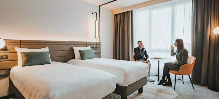 莱斯努瓦耶勒诺富特酒店(Novotel Lens Noyelles)图片