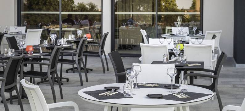 巴斯蒂亚比古里亚美居水疗酒店(Mercure Hotel & Spa Bastia Biguglia)图片