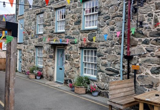 Charming Dolgellau Townhouse With Garden, Perfect for Families Hotel Overview
