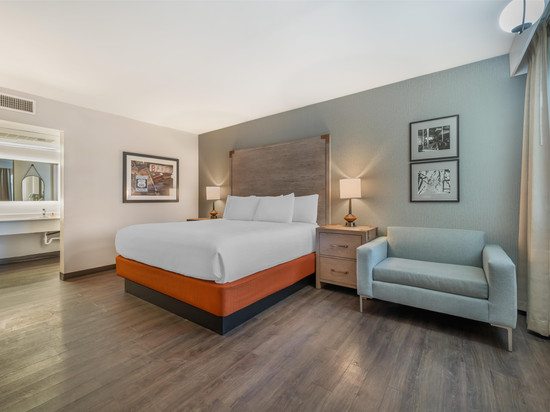 金曼国王贝斯特韦斯特优质套房酒店