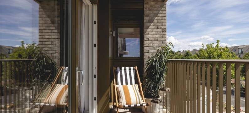 查尔斯霍普剑桥(Charles Hope Cambridge)图片