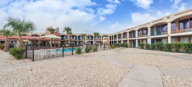 圣安东尼奥斯普拉希/ATT中心戴斯酒店(Days Inn by Wyndham San Antonio Splashtown/ATT Center)图片