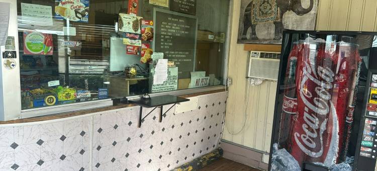 科尔庄园汽车旅馆 OYO 爱田市场中心(Cole Manor Motel By Oyo Love Field Market Center)图片