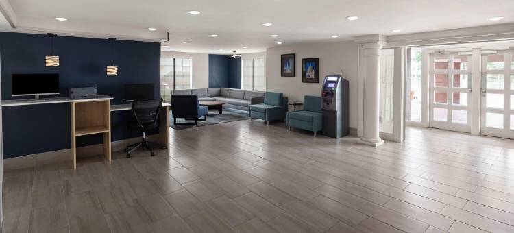 奥马哈西拉昆塔温德姆酒店(La Quinta Inn by Wyndham Omaha West)图片