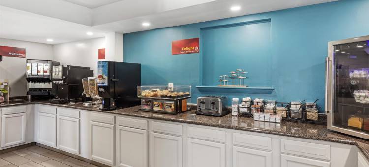 假日沙滩贝斯特韦斯特优质套房酒店(Best Western Plus Holiday Sands Inn  Suites)图片