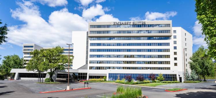 大使套房波特兰泰格德(Embassy Suites by Hilton Portland Tigard)图片
