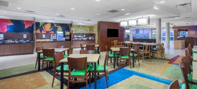 布卢姆斯堡万枫套房酒店(Fairfield Inn & Suites Bloomsburg)图片