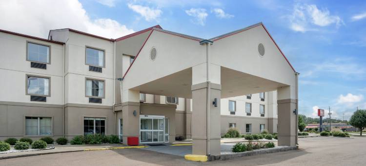 红屋顶PLUS+及套房维克斯堡(Red Roof Plus+ & Suites Vicksburg)图片