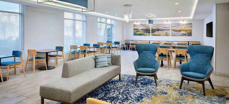 渥太华卡纳塔万豪TownePlace套房酒店(TownePlace Suites Ottawa Kanata)图片