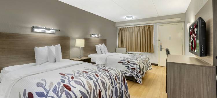 布法罗尼亚加拉机场红顶酒店(Red Roof Inn Buffalo - Niagara Airport)图片