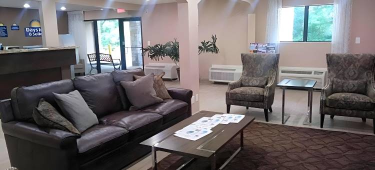 门罗美洲最佳价值酒店及套房(Americas Best Value Inn & Suites Monroe)图片