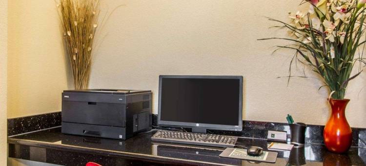 奥图姆瓦北品质酒店及套房(Quality Inn & Suites Ottumwa North)图片