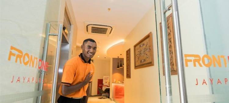 查亚普拉前一酒店(Front One Hotel Jayapura)图片