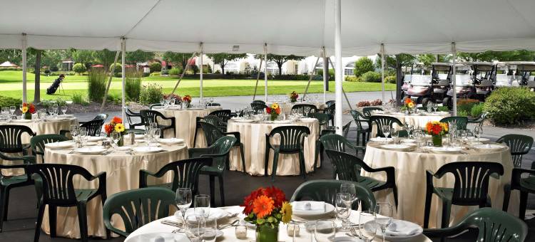 希尔顿芝加哥橡树溪山度假及会议中心酒店(Hilton Chicago Oak Brook Hills Resort & Conference Center)图片