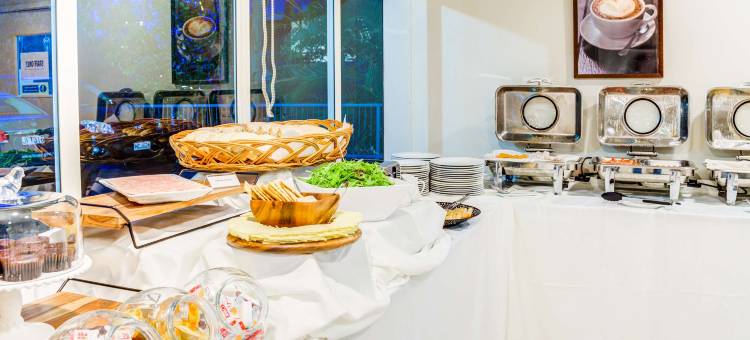 阿斯考提亚女王酒店(Ascotia Off Queen)图片