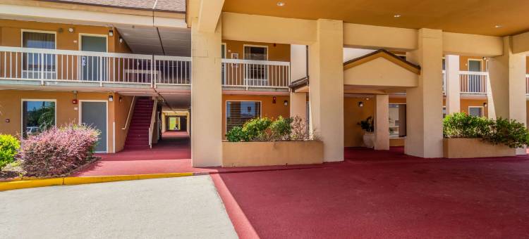 Suburban Studios Hotel Kingsland Near I-95图片