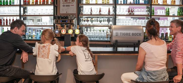 宜必思巴黎蒙帕纳斯加泰罗尼亚酒店(2022 年 5 月开业)(Ibis Paris Gare Montparnasse Catalogne)图片