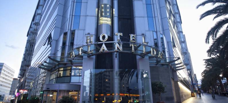 亚特兰蒂达丝绸酒店(Silken Atlántida Santa Cruz)图片