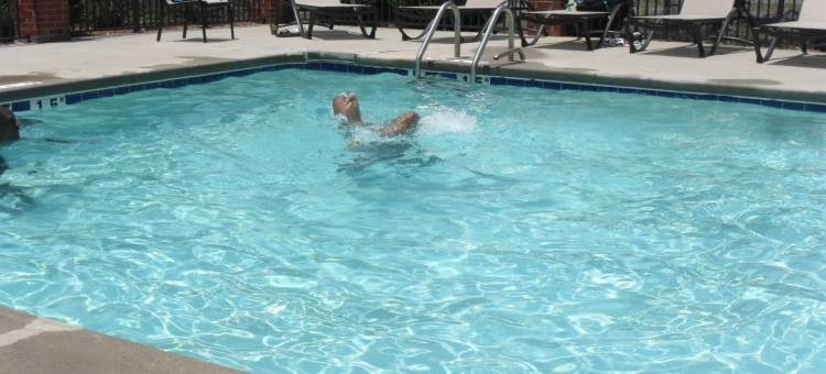 智选假日套房酒店里兹维尔(Holiday Inn Express & Suites Reidsville)图片