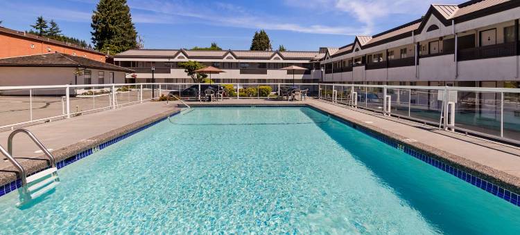 贝斯特韦斯特卡比兰诺温哥华北SureStay酒店(SureStay Hotel by Best Western North Vancouver Capilano)图片