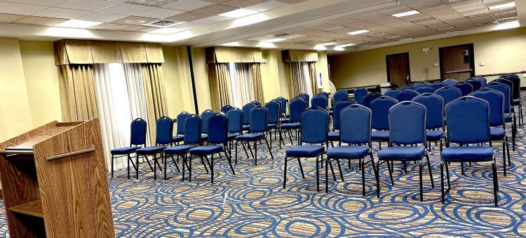 智选假日套房酒店巴斯托(Holiday Inn Express & Suites Barstow-Outlet Center)图片