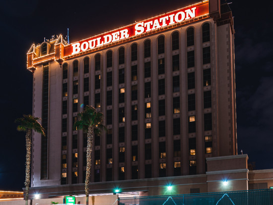 博尔德火车站酒店