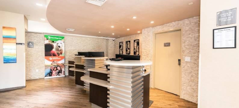 圣迭戈贝斯特韦斯特酒店及套房-动物园/海洋世界区(Best Western Inn & Suites San Diego – Zoo/SeaWorld Area)图片