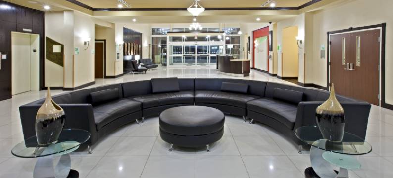 Holiday Inn 路易斯威尔机场南(Holiday Inn LOUISVILLE AIRPORT SOUTH by IHG)图片