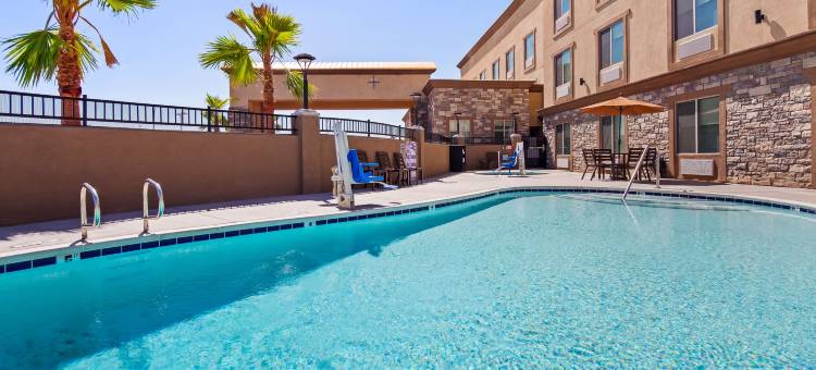 商业公园路贝斯特韦斯特优质套房酒店(Best Western Plus New Barstow Inn  Suites)图片