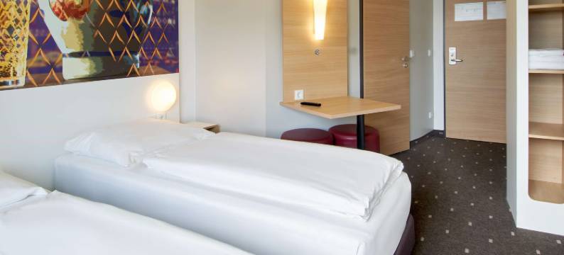 法兰克福北民宿酒店(B&B HOTEL Frankfurt-Nord)图片