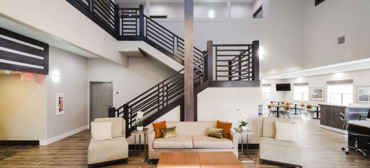 休斯顿霍比机场品质套房酒店(Quality Suites Houston Hobby Airport)图片