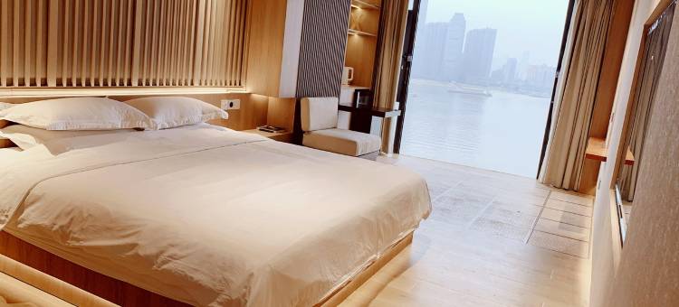 江边格雷灰公寓(四马路分店)图片