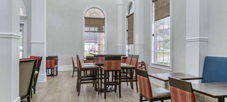 普莱恩韦尔舒适酒店(Comfort Inn)图片