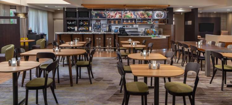 杰克逊维尔梅奥诊所校区海滩万豪万怡酒店(Courtyard Jacksonville at the Mayo Clinic Campus/Beaches)图片