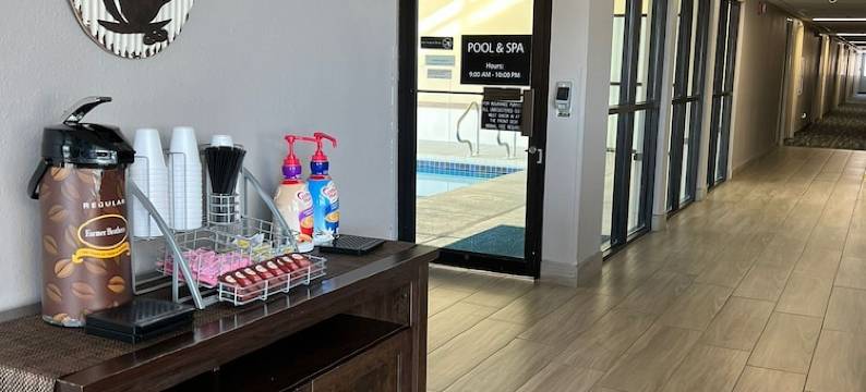 沃特敦威斯康辛速8酒店(Super 8 by Wyndham Watertown WI)图片