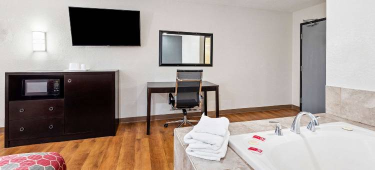 阿克伦科普利西北伊克诺旅馆(Econo Lodge Akron Copley Northwest)图片