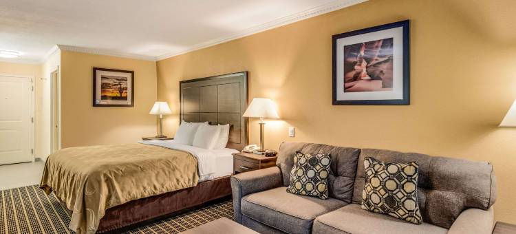 奥佐纳I-10凯艺酒店(Quality Inn Ozona I-10)图片