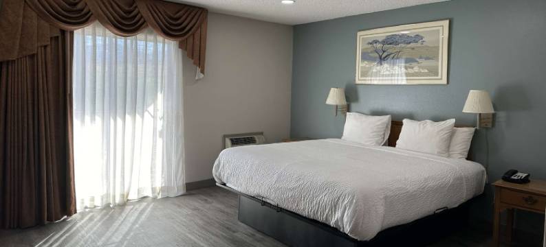 梅德福戴斯酒店(Days Inn by Wyndham Medford)图片