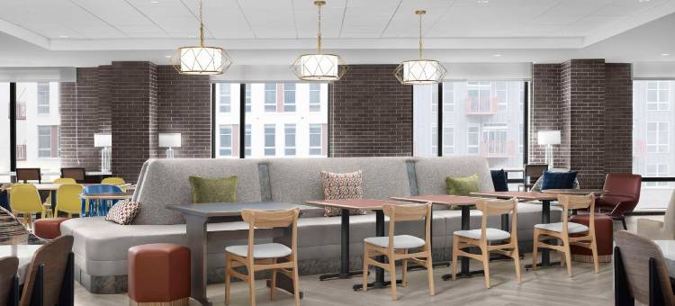 希尔顿家庭套房2号(福尔斯彻奇)(Home2 Suites by Hilton Falls Church)图片