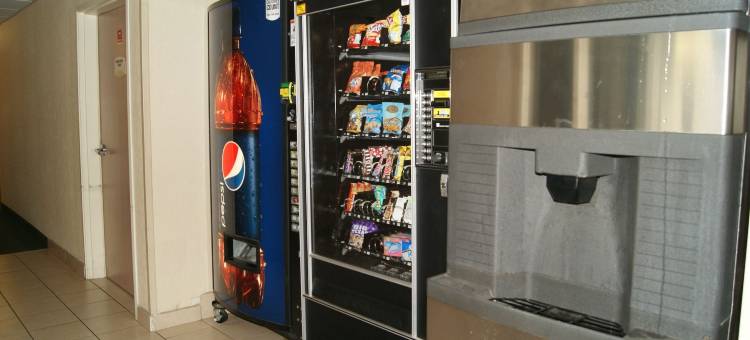 库恩拉匹兹呗盟温德姆酒店(Baymont by Wyndham Coon Rapids)图片